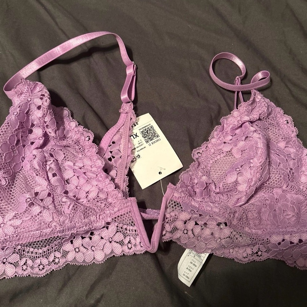 Forever 21 Lilac Lace Bralette